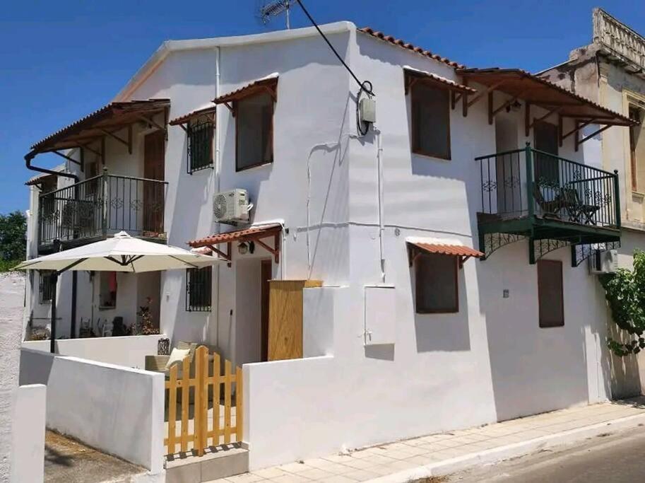 Nikόla'S House Villa Mourniai Exterior photo